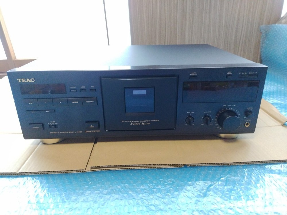 TEAC V3000 3-head cassette deck metal tape Dolby C compatible Japan Pre-owned