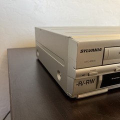 Sylvania DVR90VE DVD VCR Combo Player VHS Tape Cassette recorder SLV-D201P