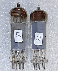 Pair 6BQ5 Raytheon 2 getter posts Vacuum Tubes, TV-7D Tested – will combine ship