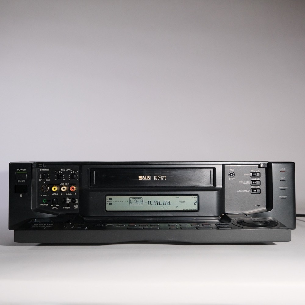 SONY SVO 2000 Professional VCR S-VHS Player recently serviced WORKING!