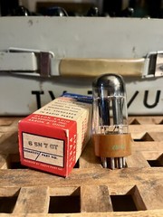 NOS/NIB 1958 6SN7GT Vacuum Tube Brown Base Olson Akrad Green Text Chrome Top New