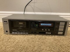 Sanyo Ultrx RD-C11 Single Cassette Deck Dolby-Rare!!