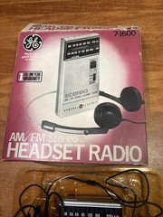 Vtg. GE Portable AM/FM Stereo Radio (7-1600) Headphones, Tested , With Box