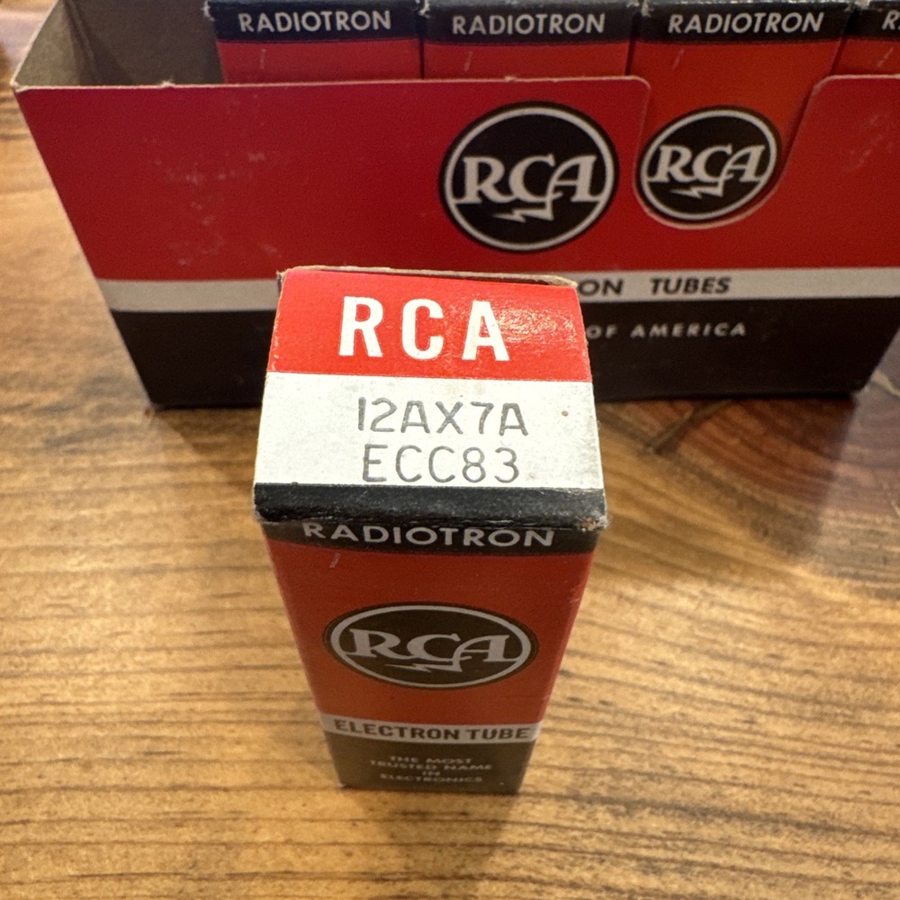 1 NOS RCA 12AX7A ECC83 12AX7 USA Amazing sound
