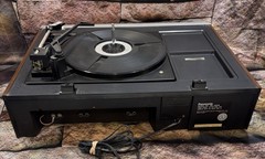 Panasonic SE-3509 Stereo with AM/FM Tuner, Vinyl Turntable and Cassette Player