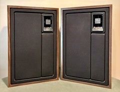 Vintage Allegro 2000 Floor Speakers Made By Zenith USA