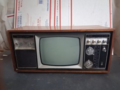 Vintage Sears Model 8021 AM/FM clock Radio w/ 8″ Black White Television