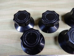 Daka-Ware Skirted Knobs ~ 1-1/2 Skirt Diameter Used Qty 5 for 1/4 Shafts