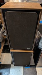 Avid 103 Vintage Speakers Nice Condition 3-Way