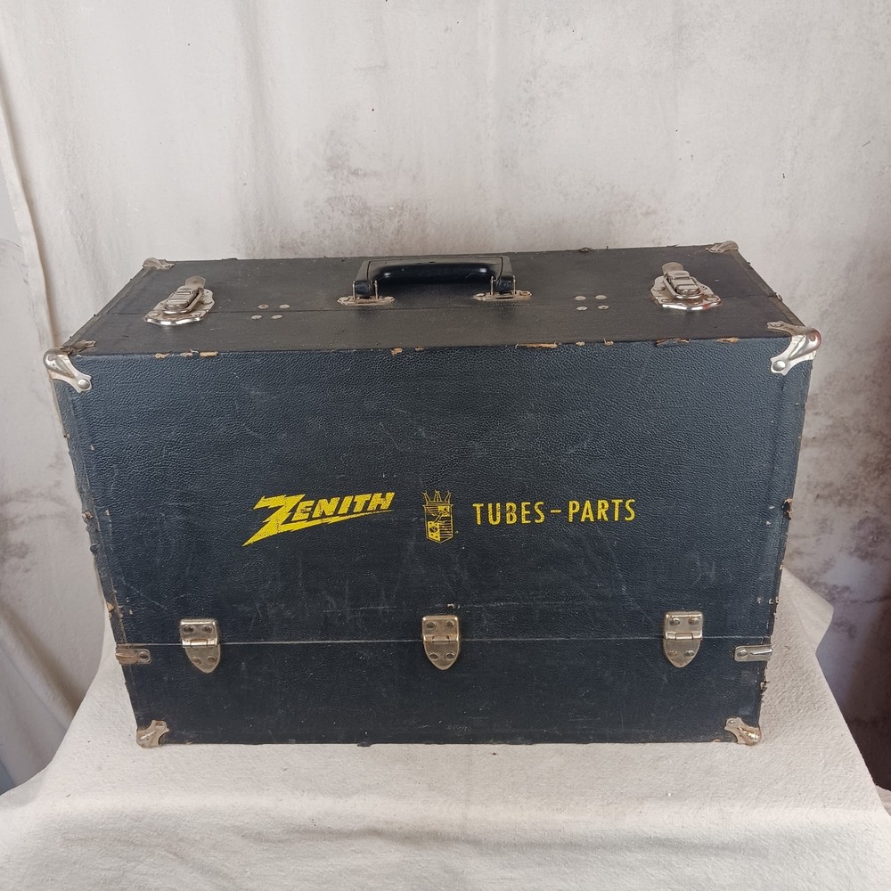 Vintage Zenith Vacuum Tube Carrying Case Loaded With Tubes