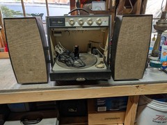 Vintage RCA Victor 4VC82 Total Sound Stereo Record Player Portable 1960s AS IS