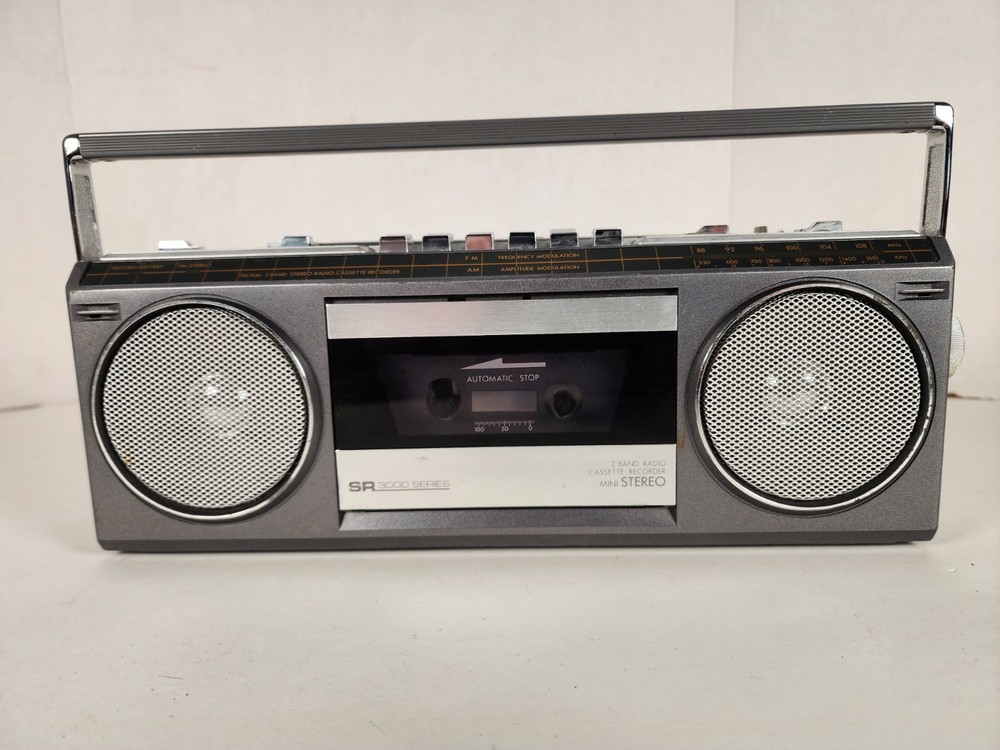 Vtg Sears Roebuck & Co SR-3000 Series Silver Mini Stereo Cassette Boombox READ