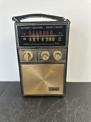 Windsor Solid State Portable Am-FM Radio TESTED WORKING