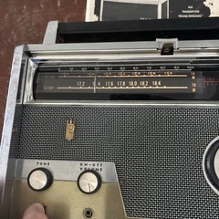 Zenith Trans-Oceanic Royal 1000