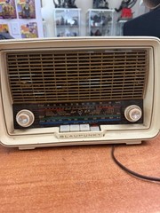 Blaupunkt Ballett Type 2602 German Tube AM,FM,SW,Radio Working