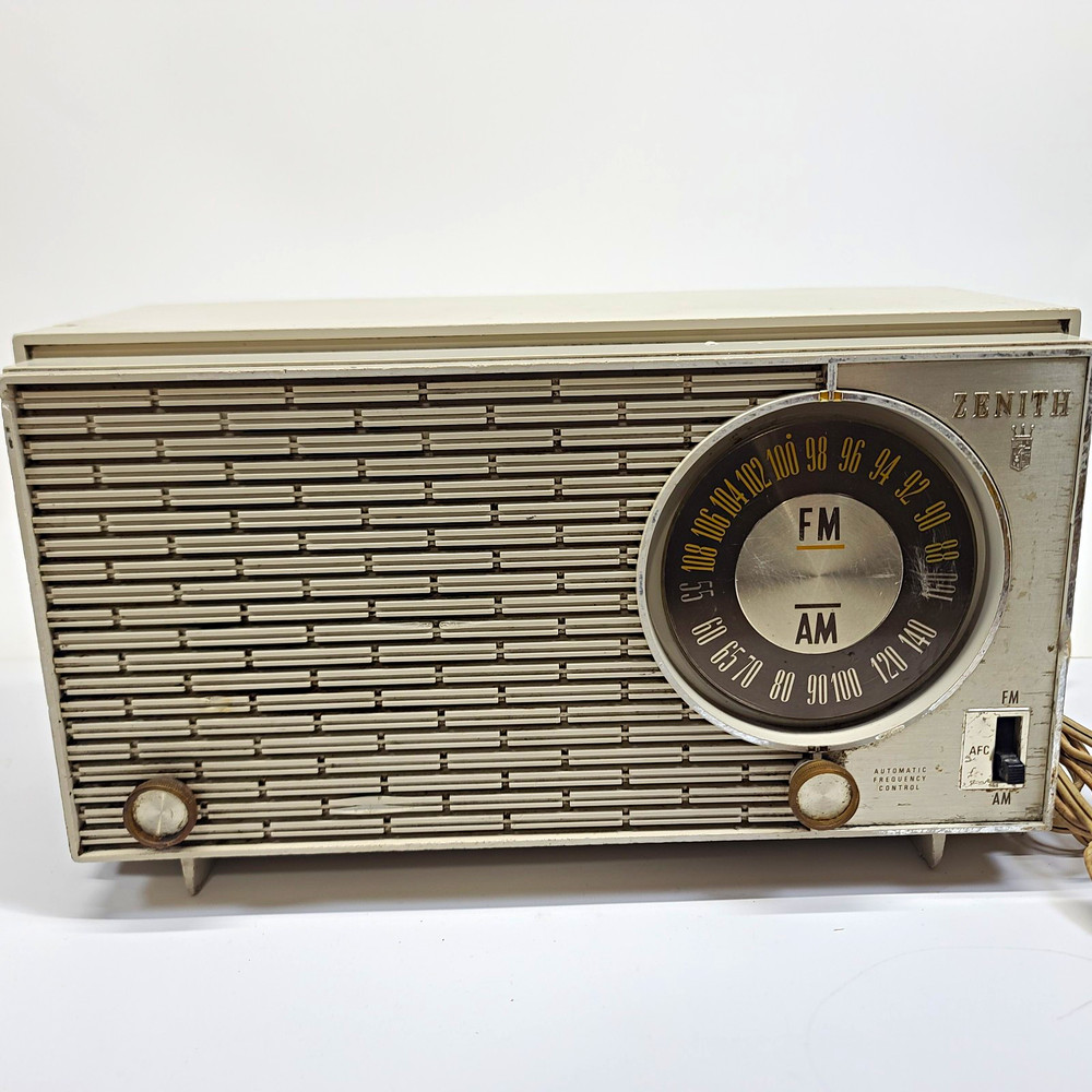 Zenith X318A AM/FM Tabletop Tube Radio Tested Working