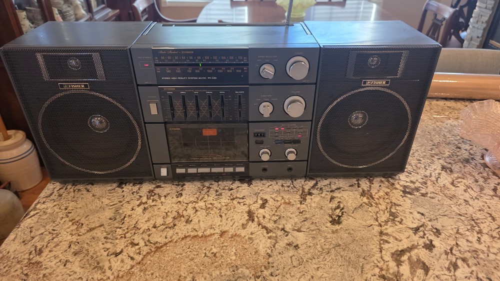 Vintage FISHER BOOM BOX ph 430k 240-220-120v Works!