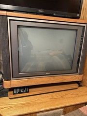 RCA Colortrak 2000 27” CRT With Factory SCART input