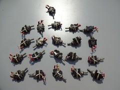 Lot of 21 CUTLER HAMMER Switches MS 24523-23 ON – none – ON