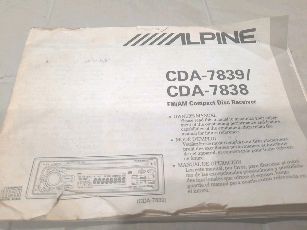 Alpine Faceplate Compact Disc Receiver Radio Instruction Manual Cda-7839 Booklet