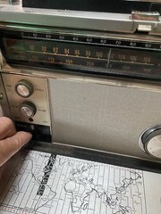 Vintage Zenith Royal 3000 Trans-Oceanic FM-AM Multiband Radio WORKING READ