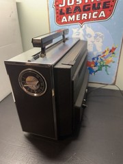 Zenith Royal D7000Y Trans-Oceanic Radio Tested Working w/ Original Map Booklet