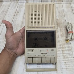 Texas Instruments Program Recorder Model PHP2700 Portable Cassette Player 1980’s