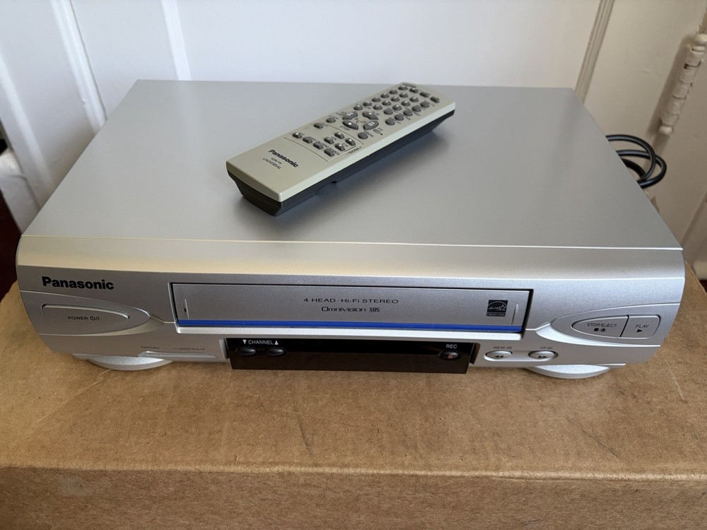 Panasonic PV-V4524S VHS Video Cassette Player With Remote ~ Original Owner