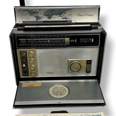 Vintage Zenith Trans-Oceanic Royal D7000Y 11 SW Band Solid State World Radio