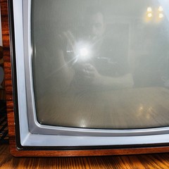 Vintage 1989 Zenith 19” Space Command TV Wood grain Works SF1911W2 – Works