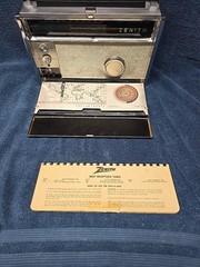 Zenith Trans-Oceanic FM-AM Multiband Royal 3000-1 Radio w/ Owner Manual