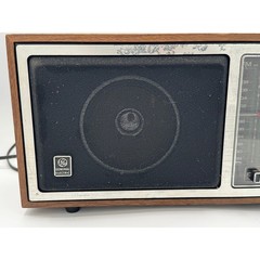 Vintage General Electric GE AM FM Radio Walnut Grain Wood Model 7-4145A MCM