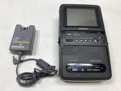 SONY GV-300 NTSC Video8 Video Walkman HiFi Stereo VCR – For Parts, Cracked Case
