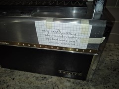 Vintage Zenith Royal 1000 D Trans Oceanic Portable Shortwave Radio