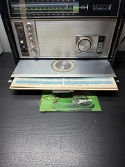 Zenith Royal D7000Y Trans-Oceanic Radio Tested Working w/ Original Map Booklet