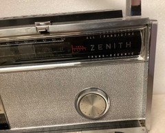 Vintage Zenith Royal 3000-1 Trans-Oceanic FM/AM Multiband Portable Radio-Working