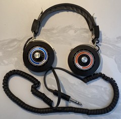 KOSS Professional Stereophones Stereo Headphones 1970s HV/1A Needs New Pads