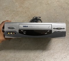 RCA VR651HF AccuSearch 4 Head Hi-Fi Stereo VHS VCR Player Recorder AS-IS