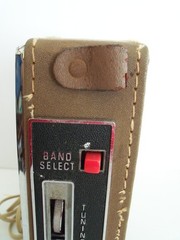 Vintage GE Solid State AM/FM Portable Radio AC or DC Model P977A–Works