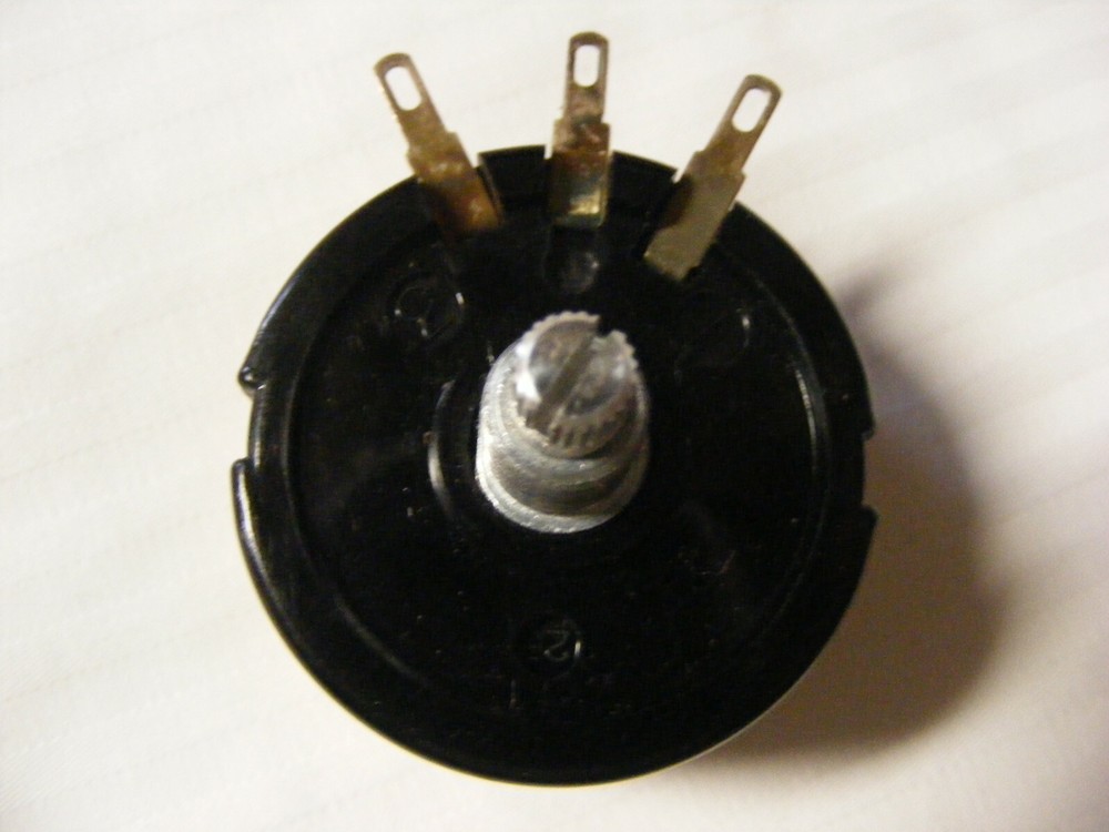 Two (2) Violet L-Pad Audio Attenuators 8 Ohm, Violet AT-40H, New Old Stock