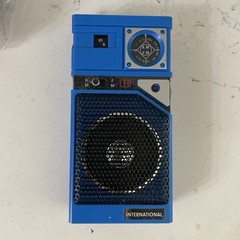 Vintage Pocket Am/FM Radio with Foam Headphones Blue New Old Stock