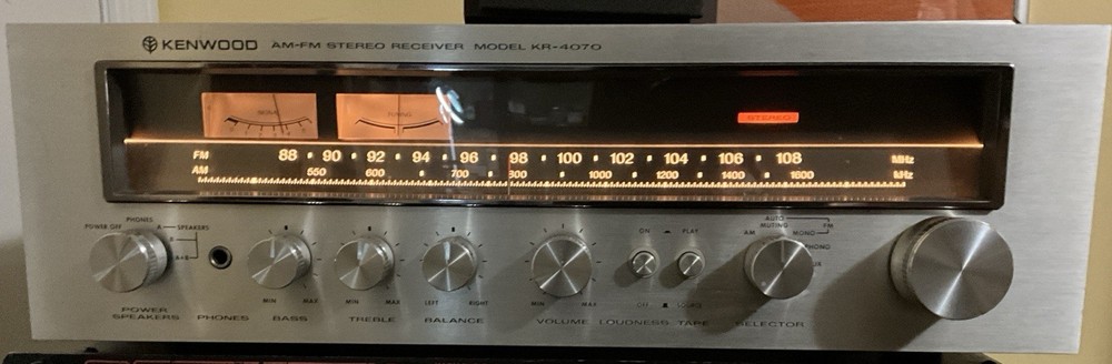 stereo receiver kenwood kr 4070.