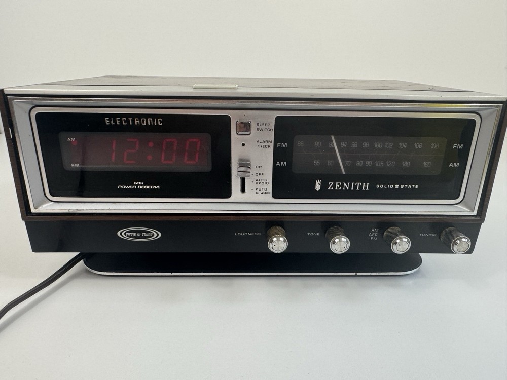 Vintage Zenith H472W Solid State Circle of Sound AM FM Alarm Clock Radio WORKS!