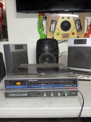 Vintage Emerson M2400 Turntable Cassette/AM/FM/Stereo – SEE DETAILS AS IS