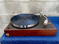 Vintage Acoustic Research AR XA Turntable Works As IS. Stylus SHURE M19E
