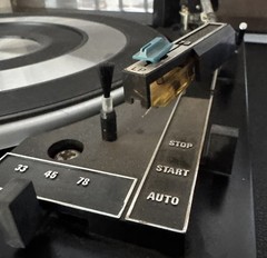 Zenith Allegro 4 Channel Sound System Turntable 8 Track AM FM Stereo Works Read