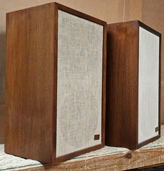 BEAUTIFUL ACOUSTIC RESEARCH AR5 AR-5 HOME AUDIO SPEAKERS !