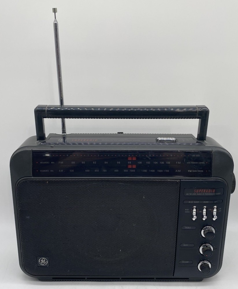 GE SUPERADIO 7-2887A General Electric Long Range AM/FM Super Radio Works