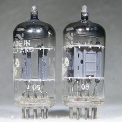 Matched Pair Amperex Bugle Boy 7316/ECC186 O-Getter Holland 1959 Very Strong