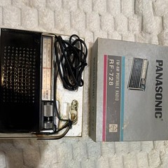 WORKING! Vintage Panasonic RF-728 FM-AM Portable Radio – Solid State AC/Battery